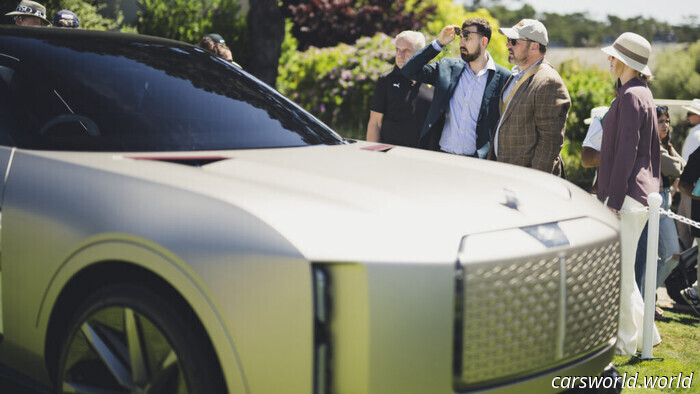 Bentley Redefines Its Future with the New Flying Spur Sedan That Defies Expectations | Carscoops